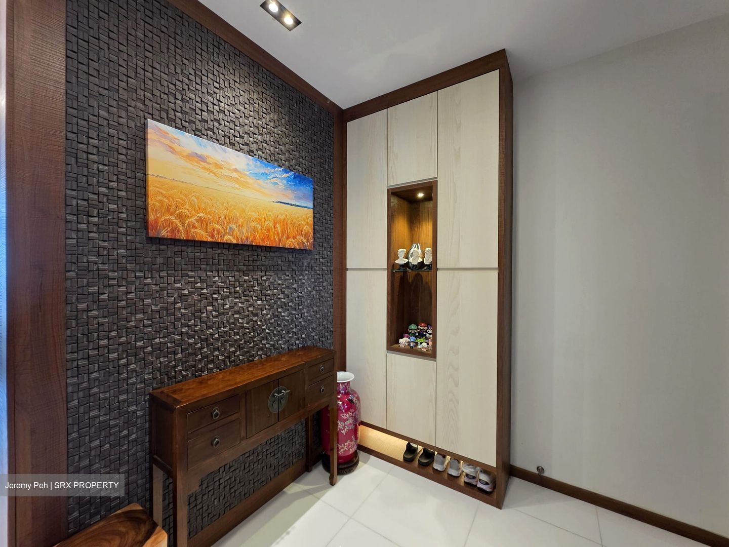 The Trumps (D14), Condominium #585507701